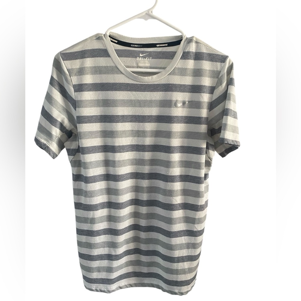 Nike Dri Rinning T Shirt Striped grey with pocket S